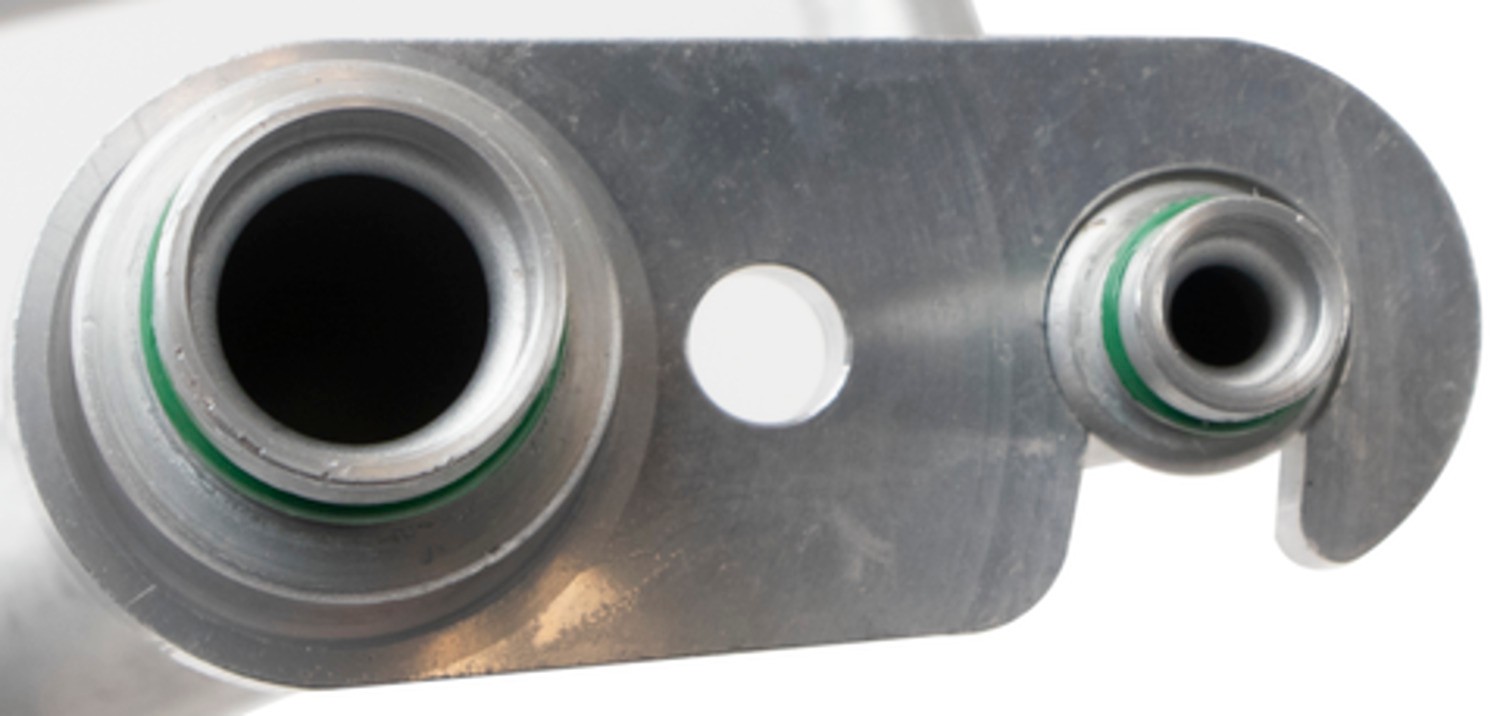 Four Seasons 66142 Four Seasons 66142 A/C Suction and Liquid Line Hose Assembly for 2014-2016 Lan...